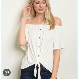 Promesa Small Off the shoulder tops